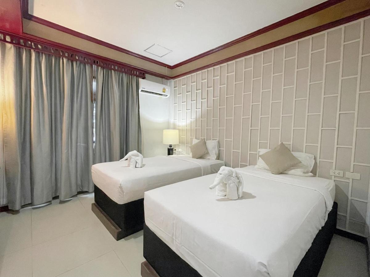 The Top Patong Resort. Экстерьер фото