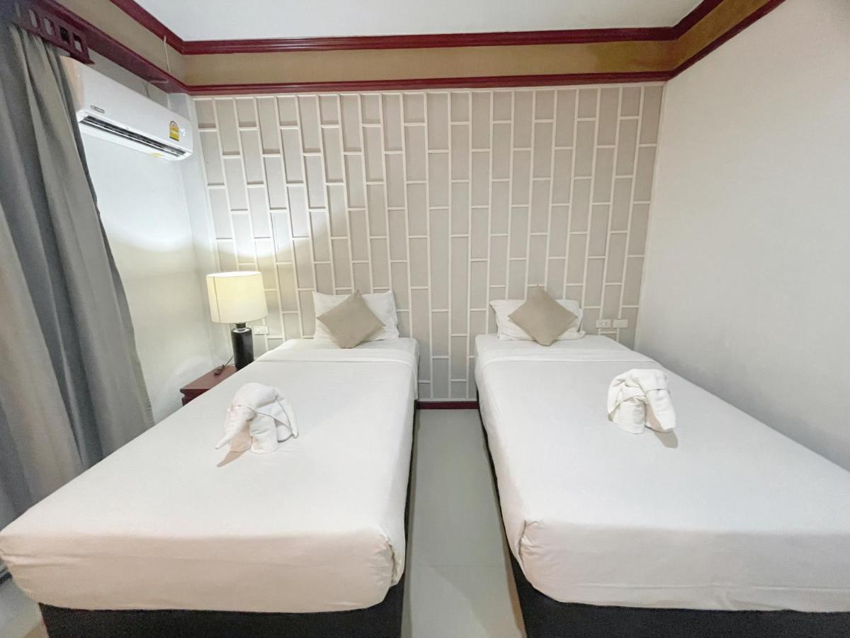 The Top Patong Resort. Экстерьер фото