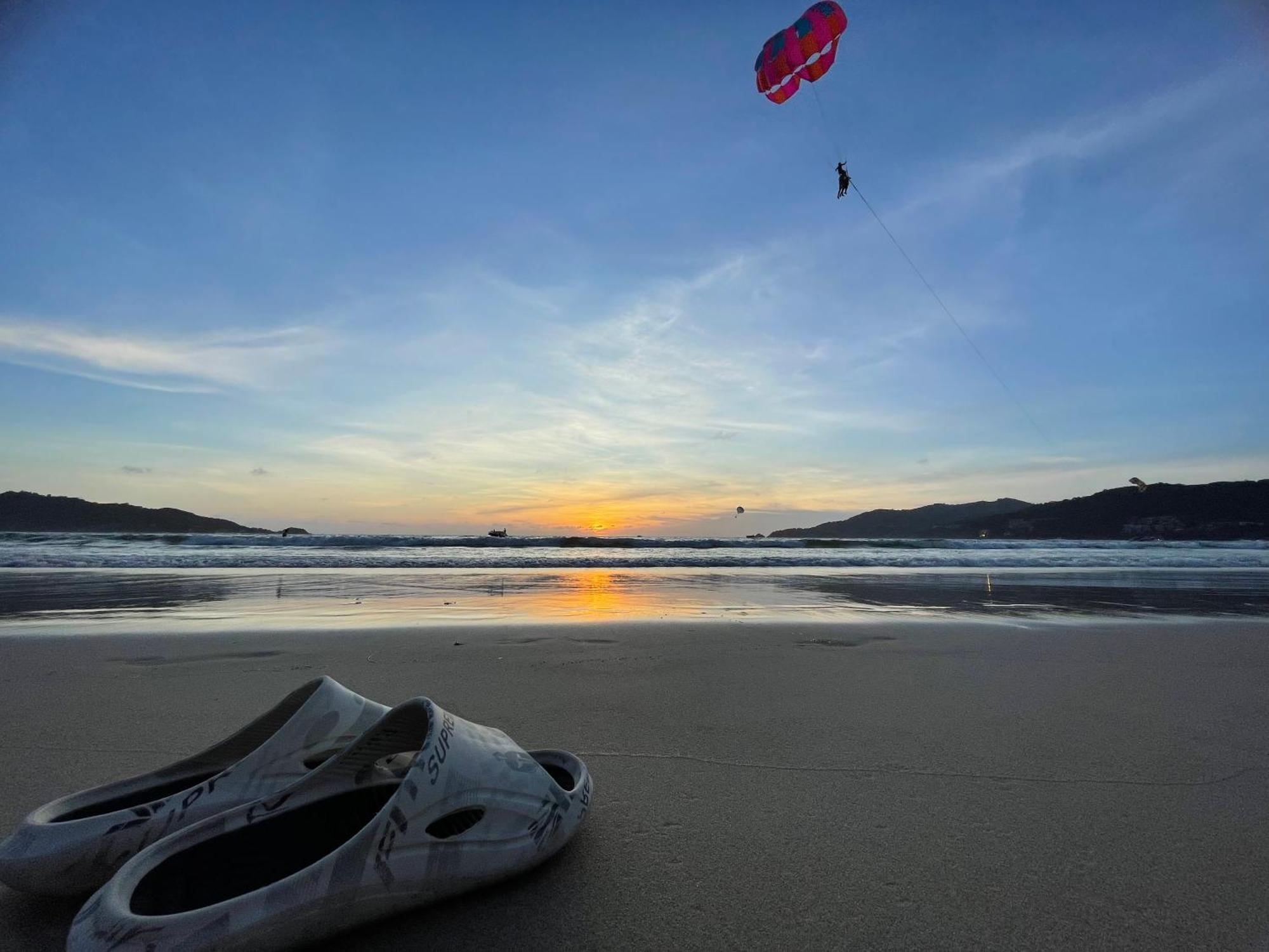 The Top Patong Resort. Экстерьер фото